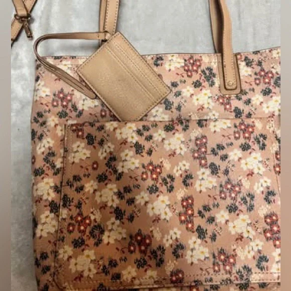 LC Lauren Conrad Floral Beige and Pink Shoulder Bag - Picture 3 of 9